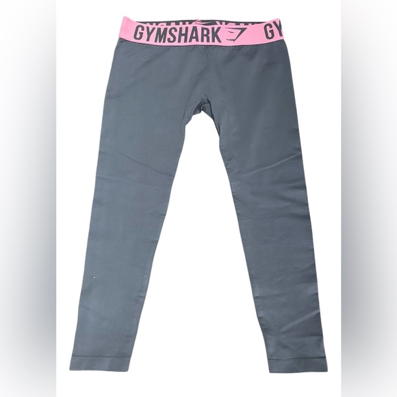 Gymshark Gray Pink Capri Leggings Size XS EUC - Picture 1 of 4